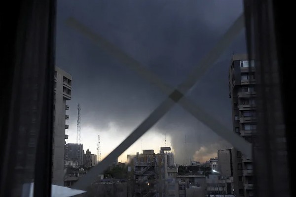 Tel Aviv'in Hamlesi Trump'ı Kızdırdı! Savaşta İlk Büyük Çatlak